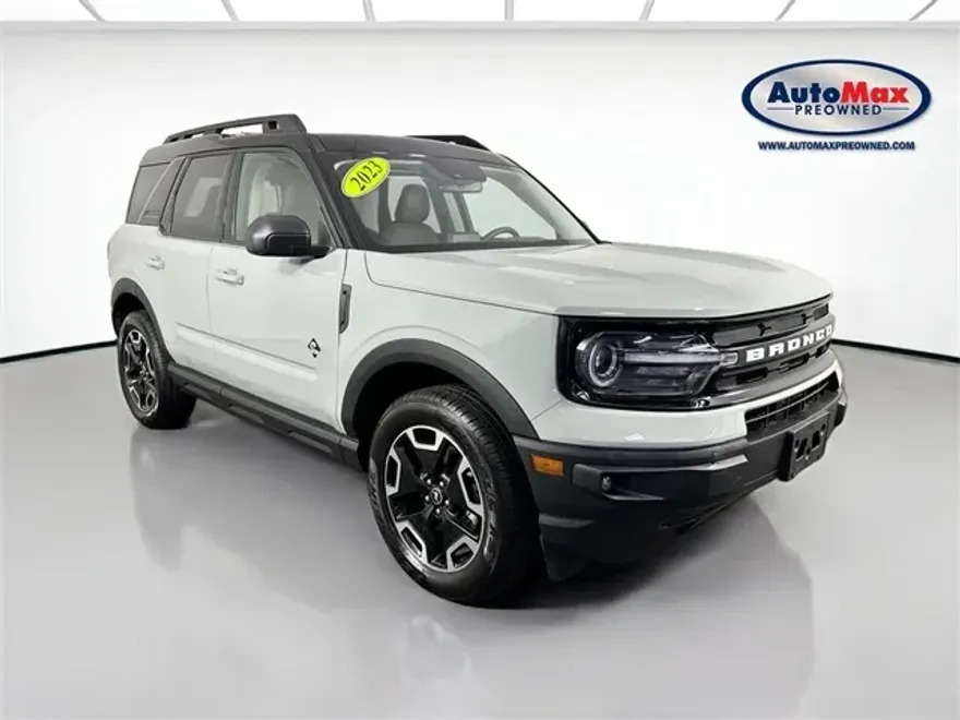 2023 Ford Bronco Sport Outer Banks photo 1