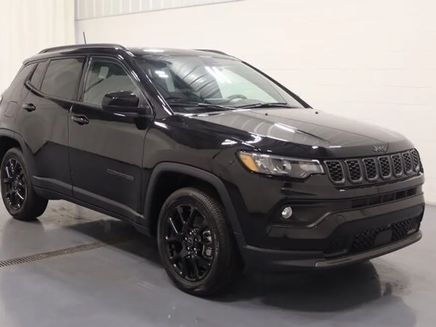 2025 Jeep Compass Latitude Altitude Special Edition photo 1