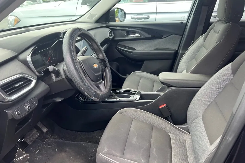 2021 Chevrolet Trailblazer LT photo 1