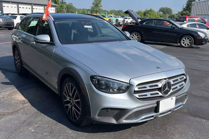 2021 Mercedes Benz E 450 4MATIC photo 1