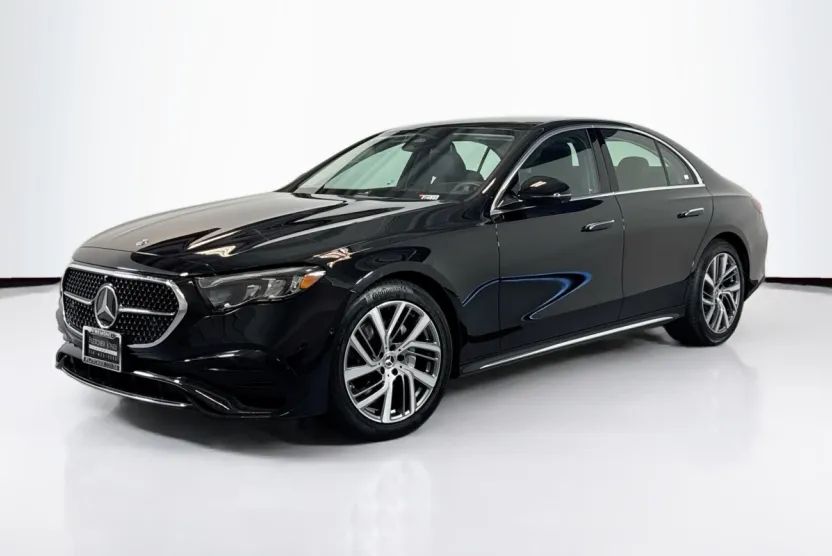 2025 Mercedes Benz E 350 4MATIC Sedan photo 1