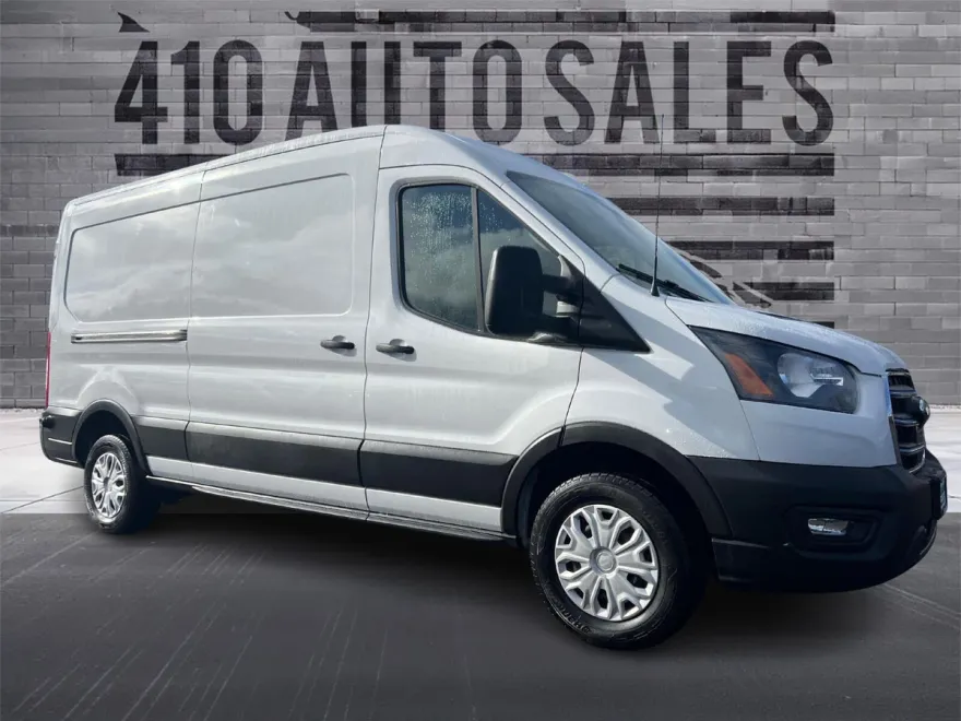 2022 Ford Transit photo 1