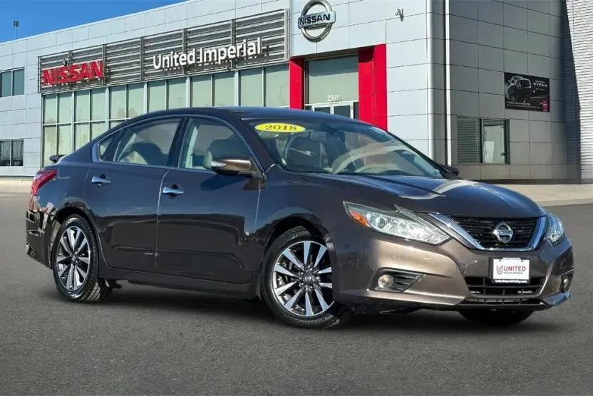 2017 Nissan Altima 2.5 SL photo 1
