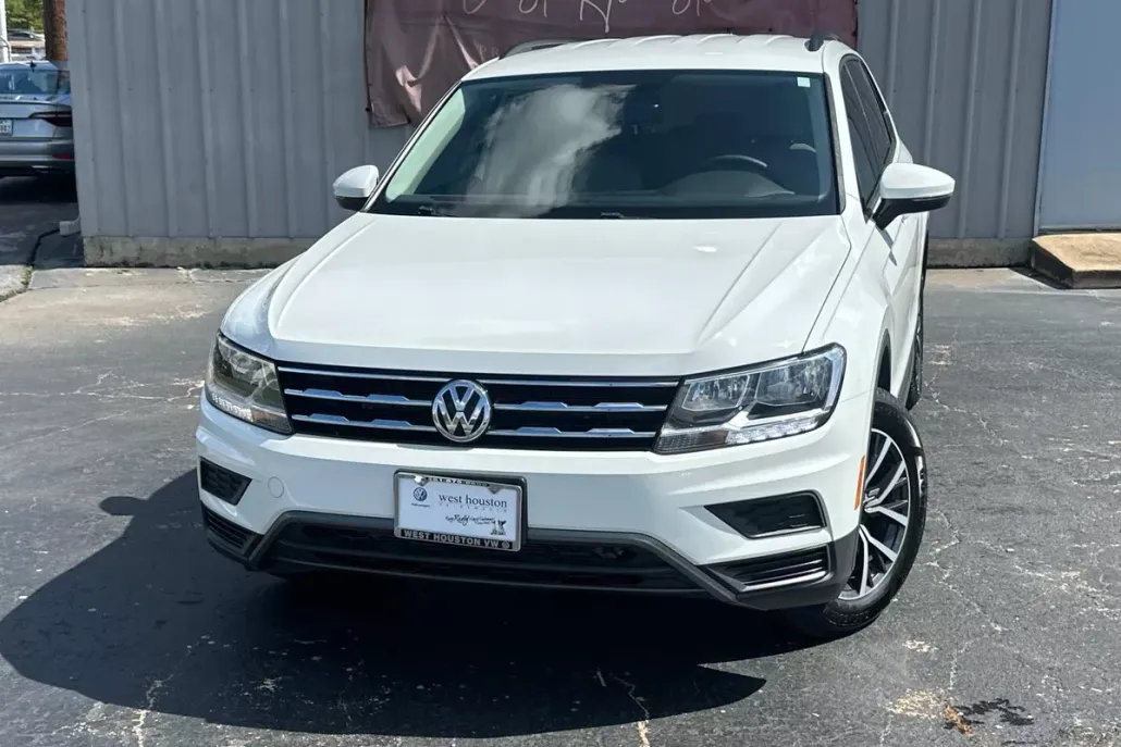 2021 Volkswagen Tiguan S photo 1