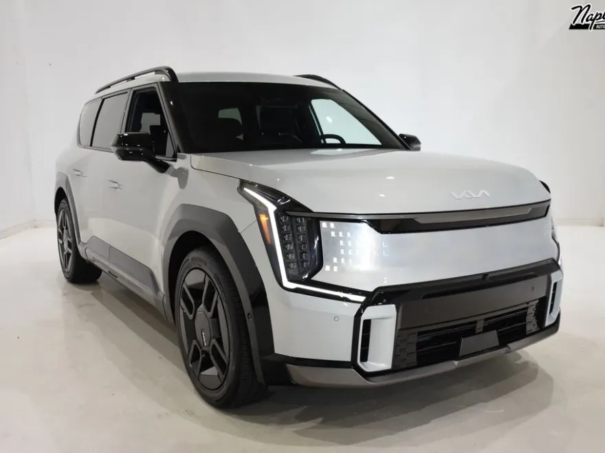 2026 Kia EV9 GT-Line photo 1