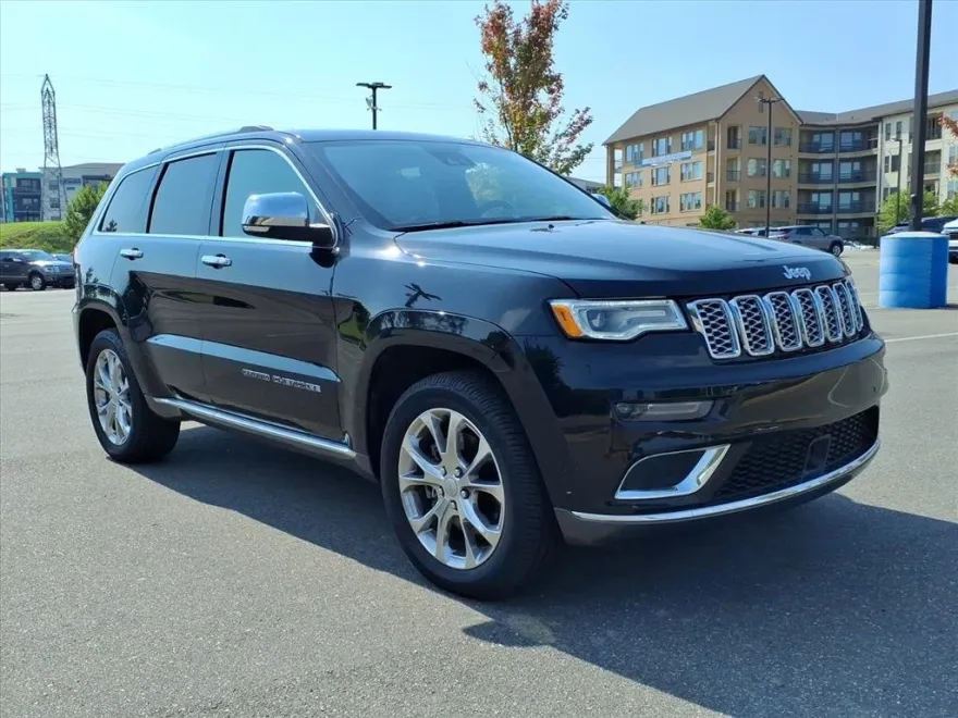 2019 Jeep Grand Cherokee Summit photo 1