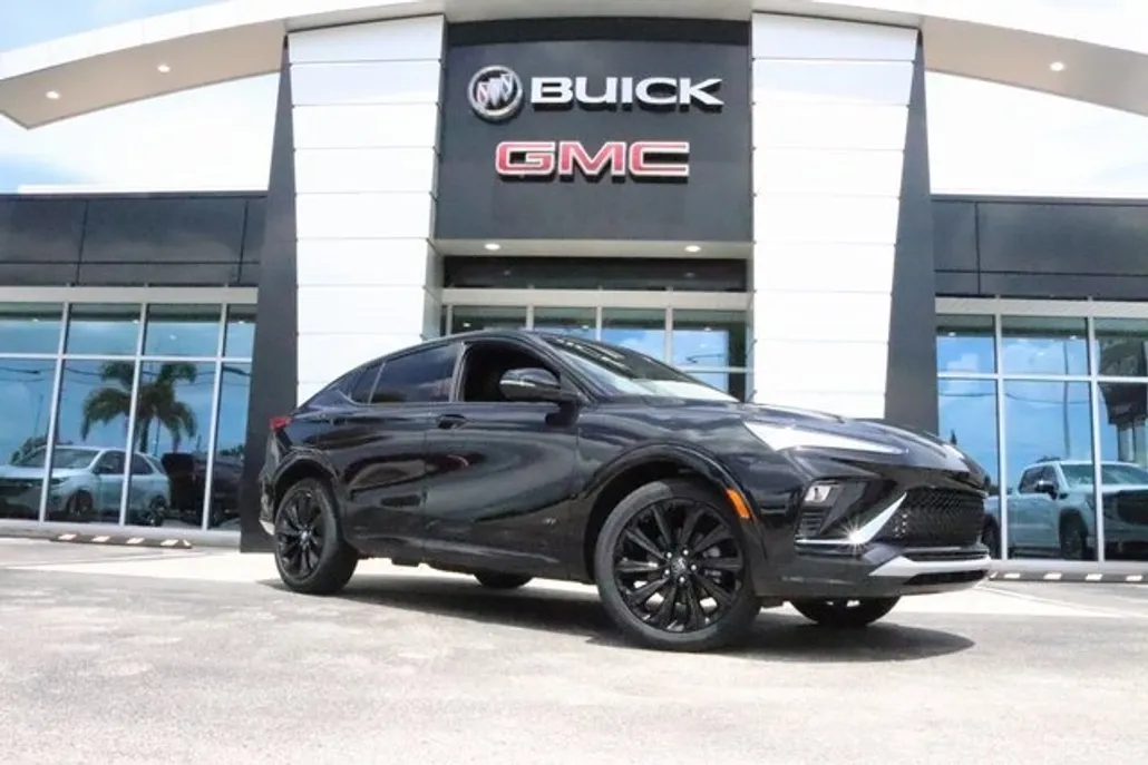 2025 Buick Envista ST photo 1