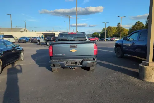 2019 Chevrolet Colorado Work Truck photo 2