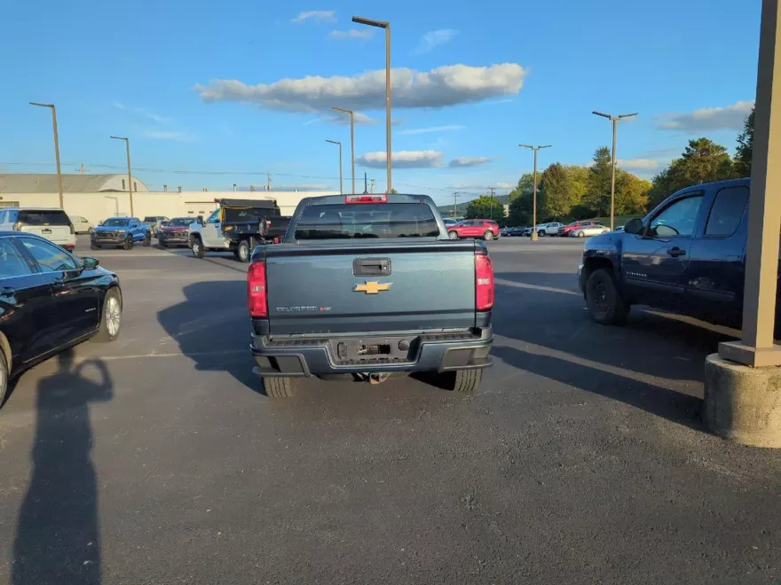 2019 Chevrolet Colorado Work Truck photo 2