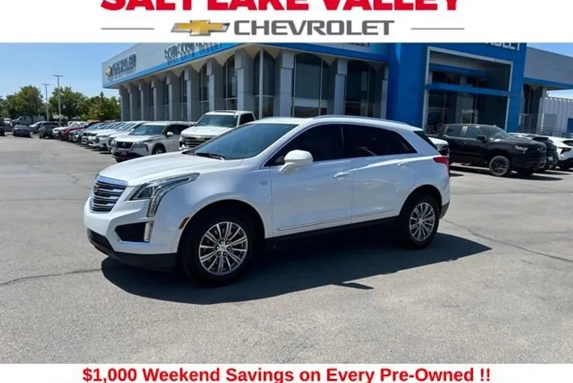 2017 Cadillac XT5 Luxury photo 1