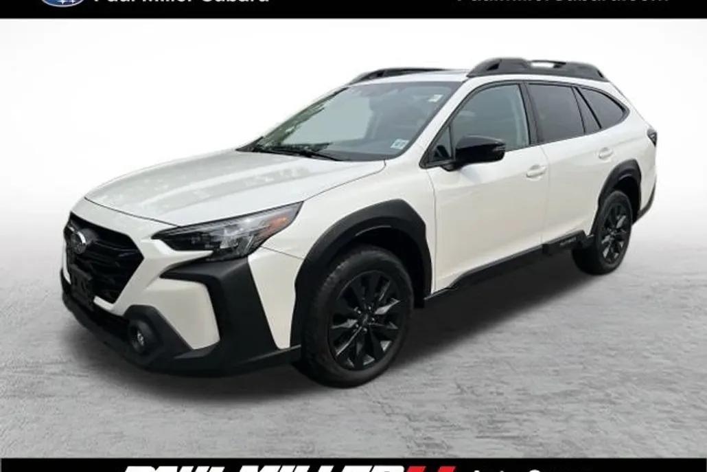 2023 Subaru Outback Onyx Edition photo 1