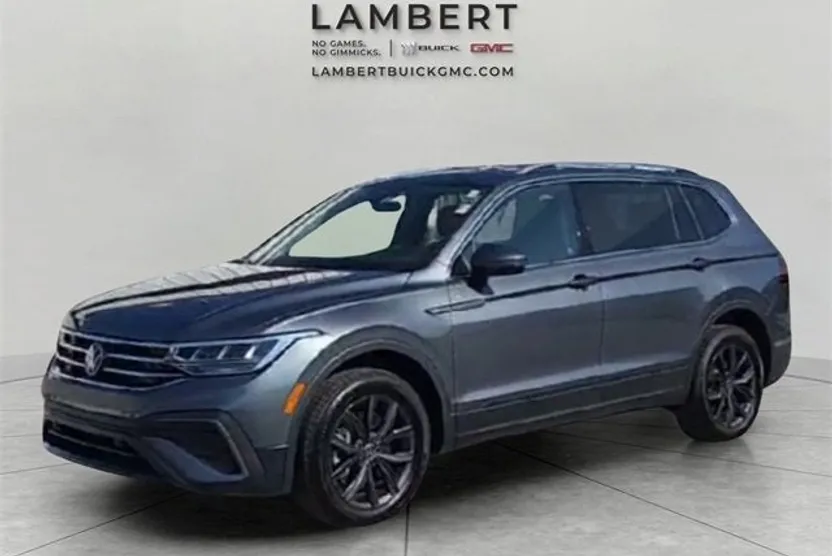 2024 Volkswagen Tiguan SE photo 1