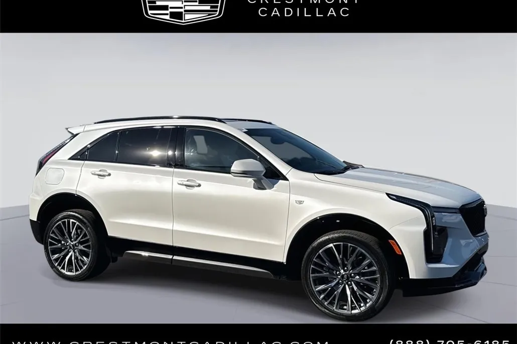 2024 Cadillac XT4 Sport photo 1
