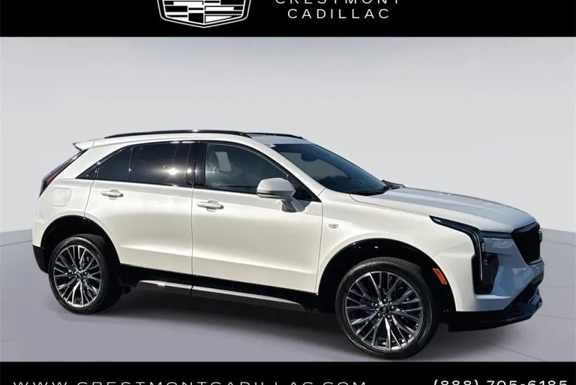 2024 Cadillac XT4 Sport photo 1