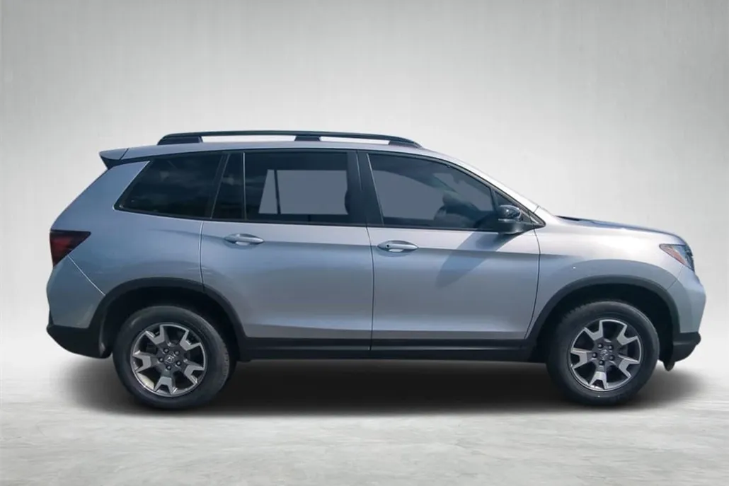 2022 Honda Passport TrailSport photo 1