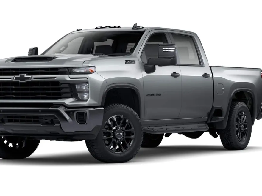 2025 Chevrolet Silverado 2500HD Custom photo 1