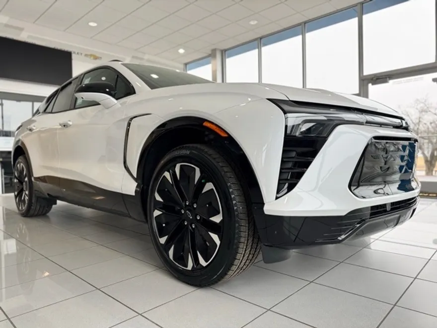 2025 Chevrolet Blazer EV RS photo 1
