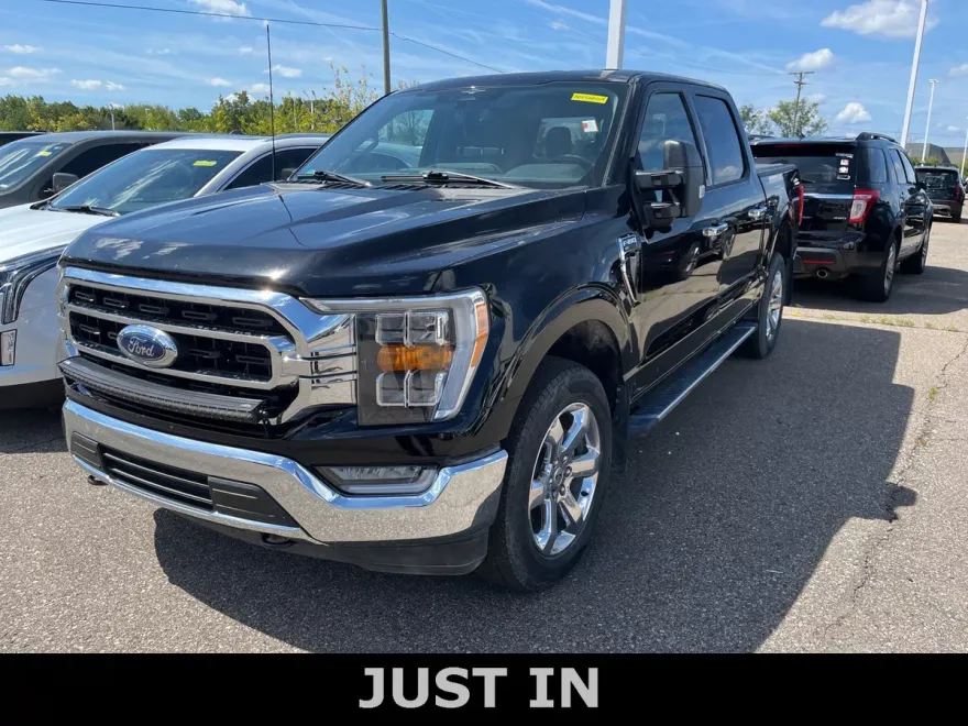 2023 Ford F-150 XLT photo 1