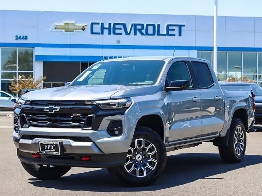 2026 Chevrolet Colorado Z71 photo 1