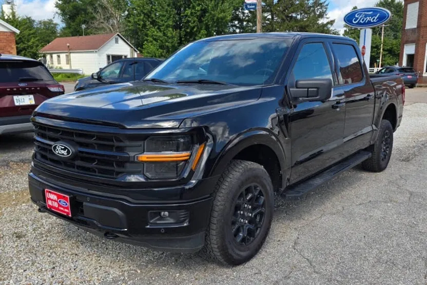 2024 Ford F-150 XLT photo 1
