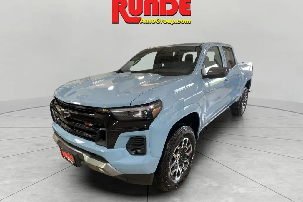 2026 Chevrolet Colorado Z71 photo 1