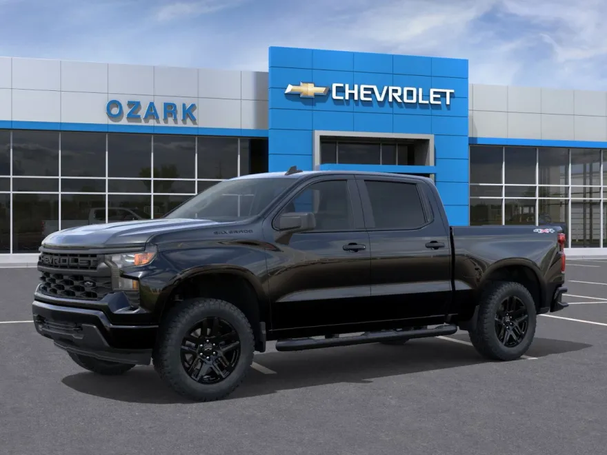 2026 Chevrolet Silverado 1500 Custom photo 1