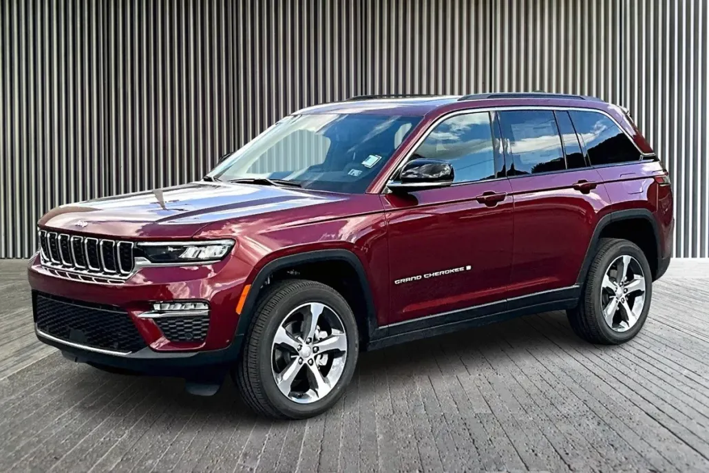 2025 Jeep Grand Cherokee Limited photo 1