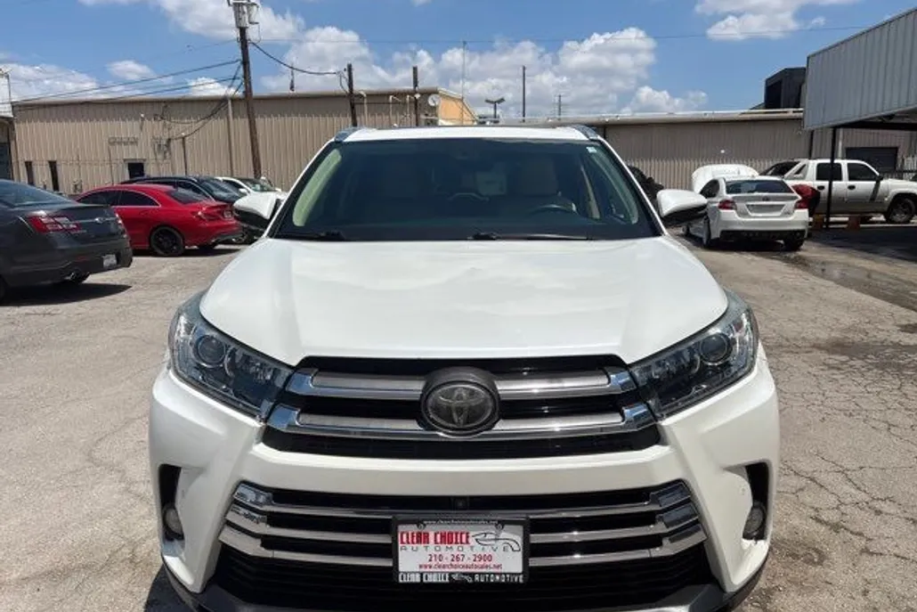 2018 Toyota Highlander Limited photo 1