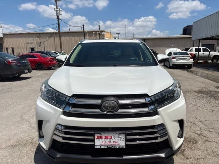 2018 Toyota Highlander Limited photo 1