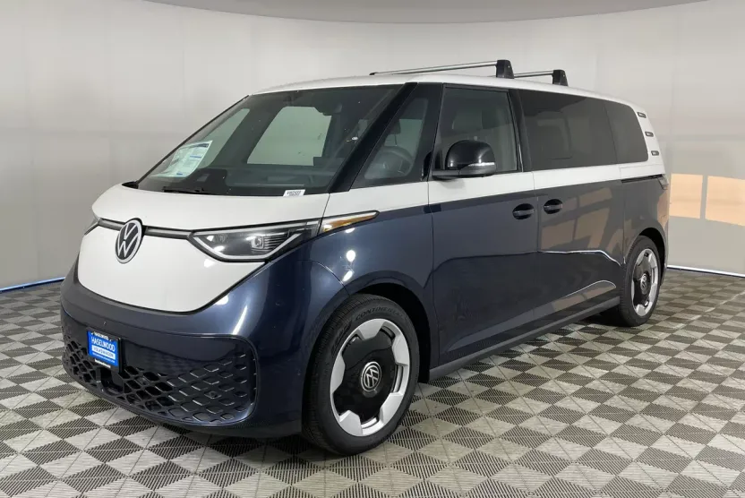 2025 Volkswagen ID. Buzz Pro Plus photo 1