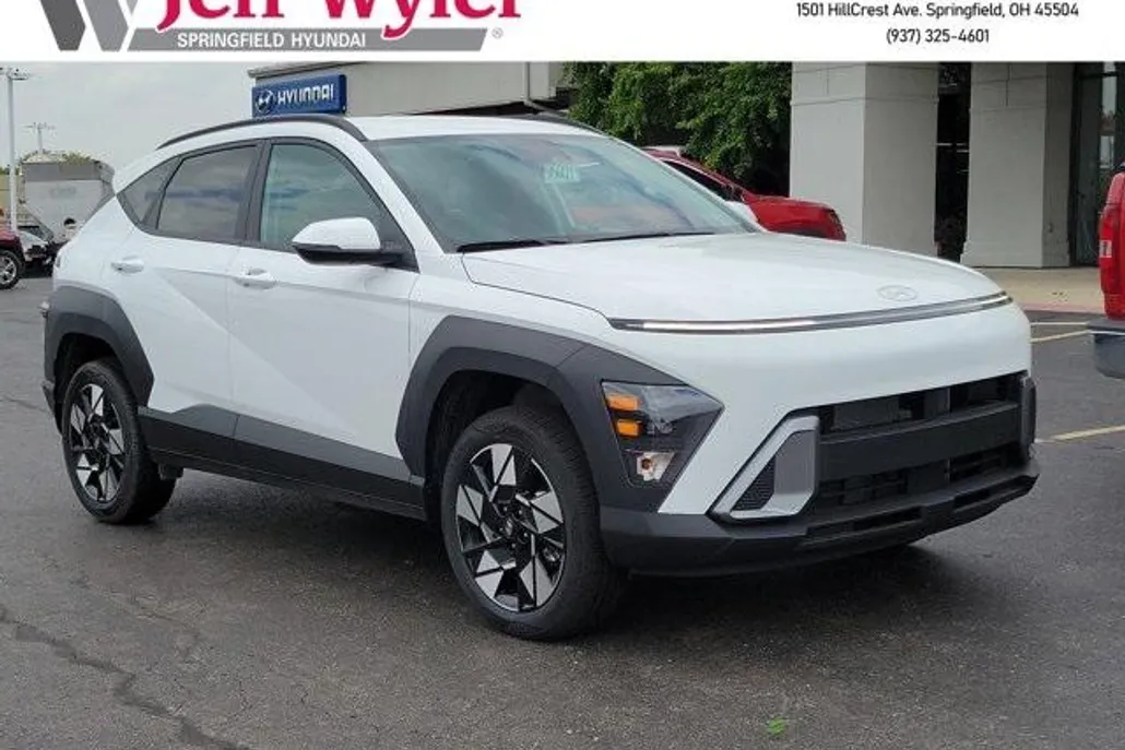 2025 Hyundai Kona SEL photo 1