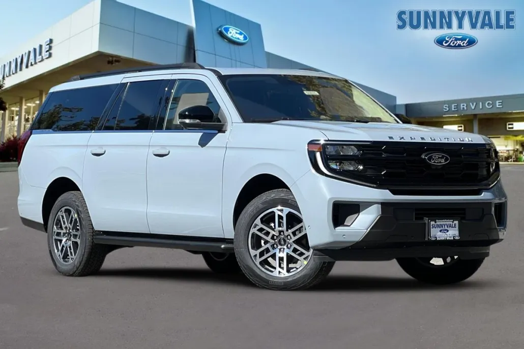 2025 Ford Expedition MAX photo 1