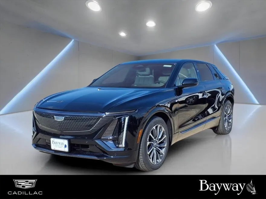 2025 Cadillac Lyriq Sport photo 1