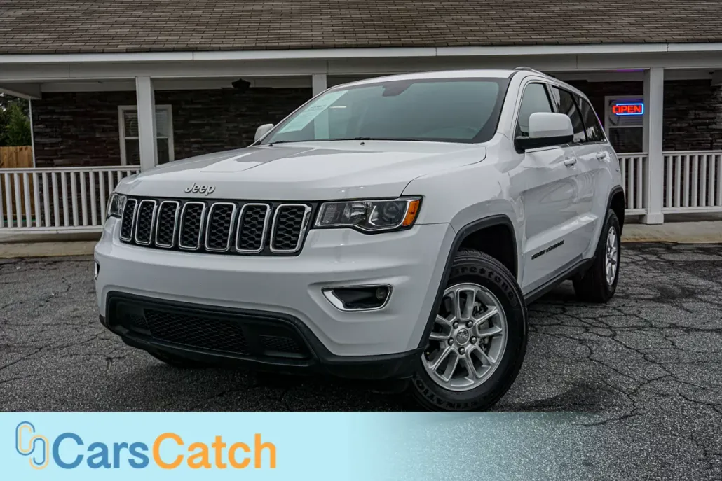 2019 Jeep Grand Cherokee Laredo photo 1