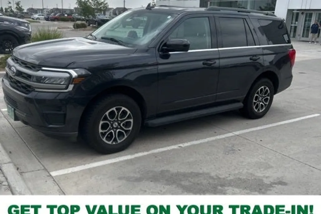 2024 Ford Expedition XLT photo 1