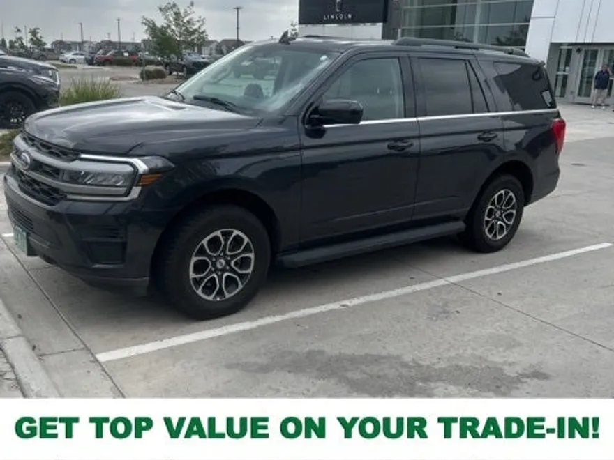 2024 Ford Expedition XLT photo 1