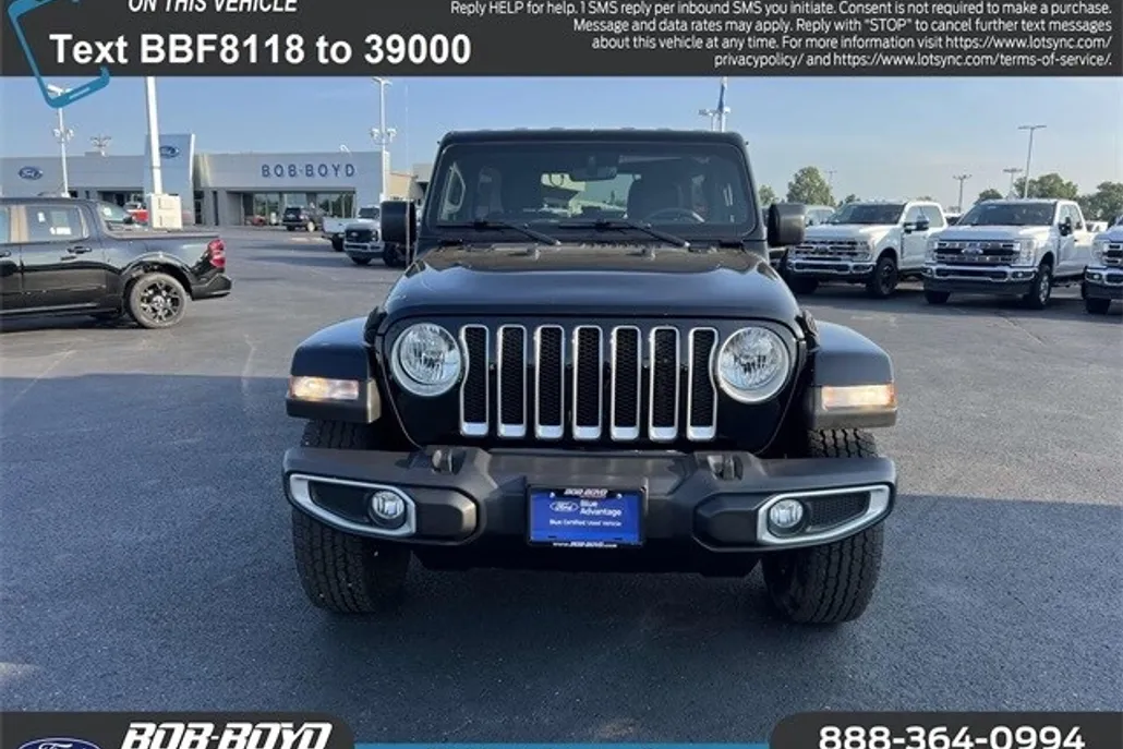 2023 Jeep Wrangler Sahara photo 1
