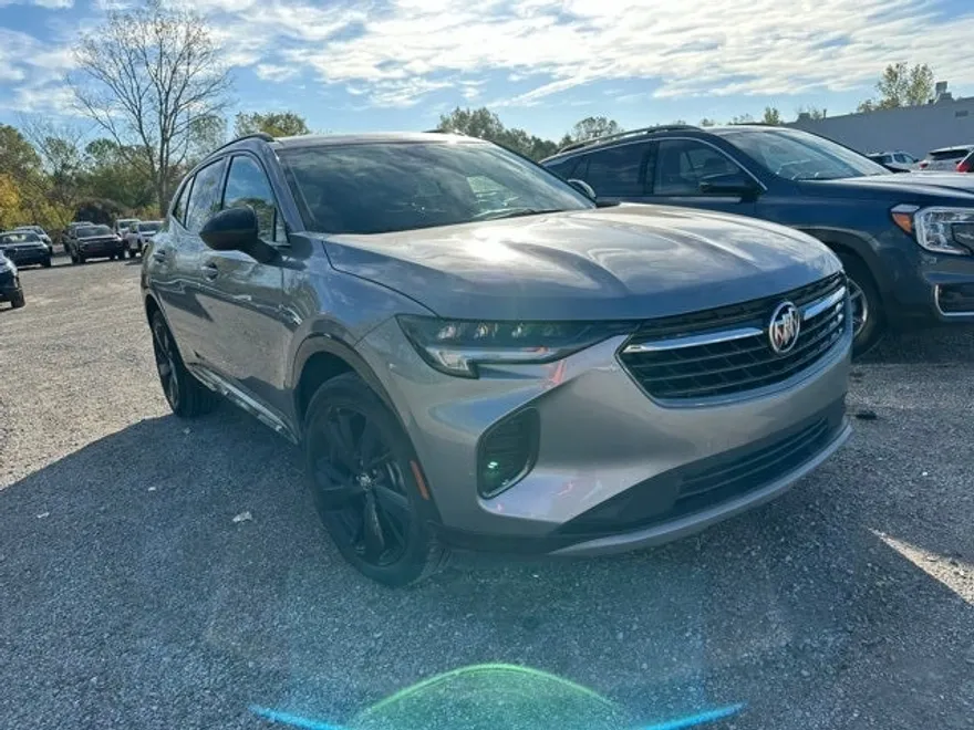 2023 Buick Envision Essence photo 1