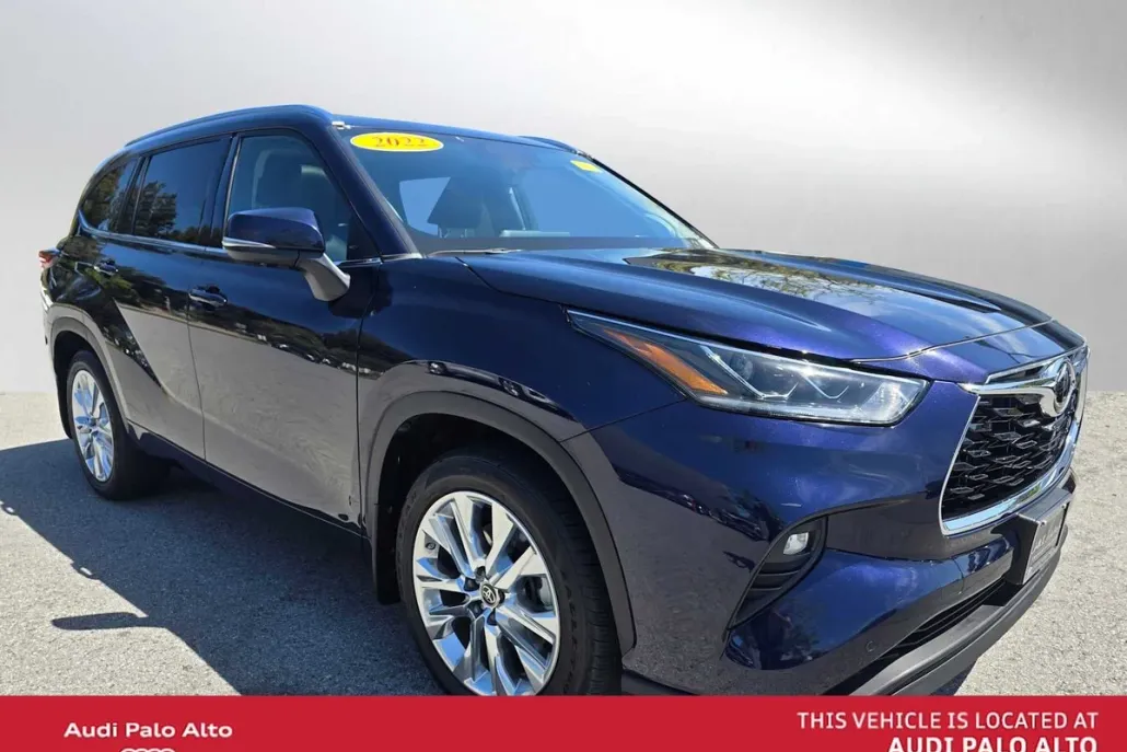 2022 Toyota Highlander Limited photo 1