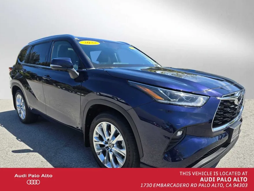 2022 Toyota Highlander Limited photo 1