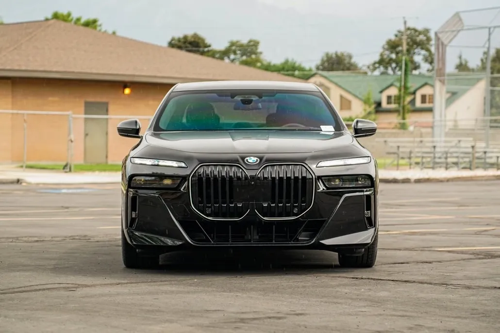 2024 Bmw 760i xDrive photo 1