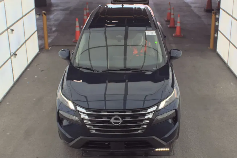 2025 Nissan Rogue SV photo 1