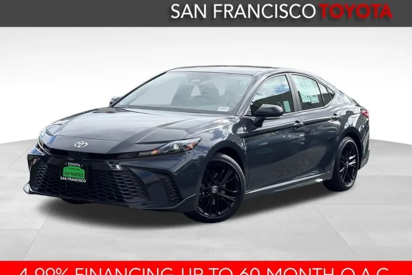 2025 Toyota Camry SE photo 1