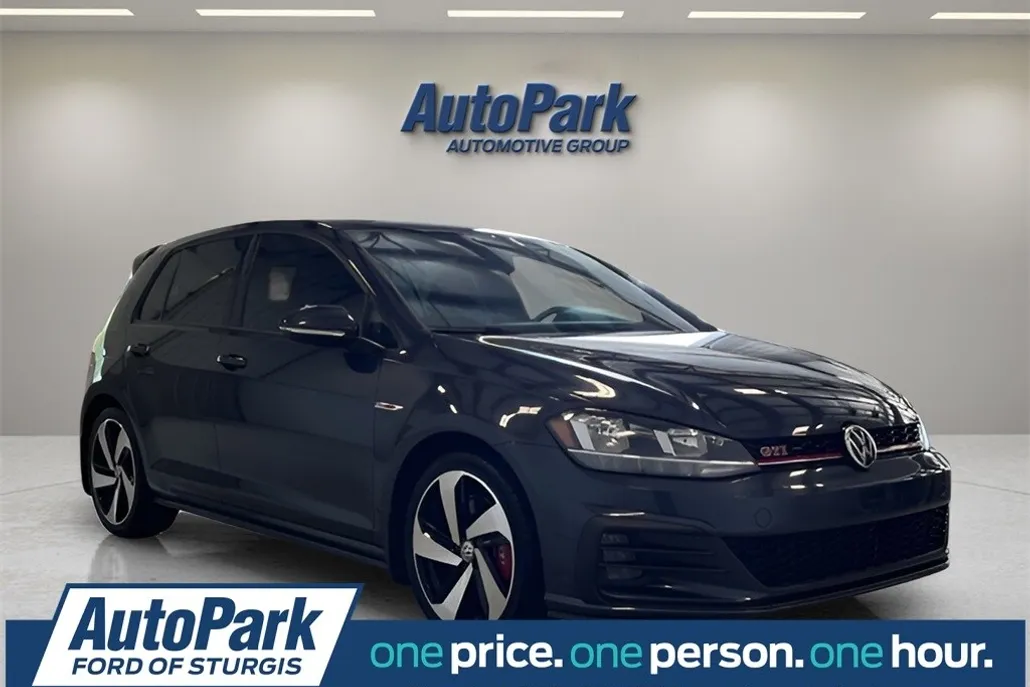 2020 Volkswagen Golf GTI S photo 1