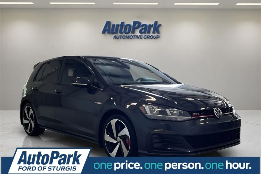 2020 Volkswagen Golf GTI S photo 1