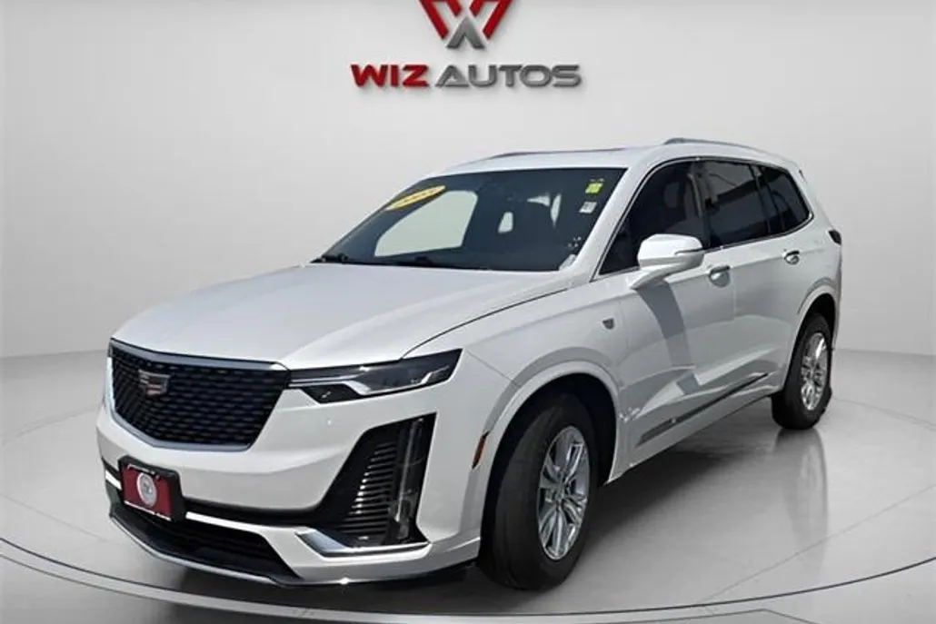 2023 Cadillac XT6 Luxury photo 1