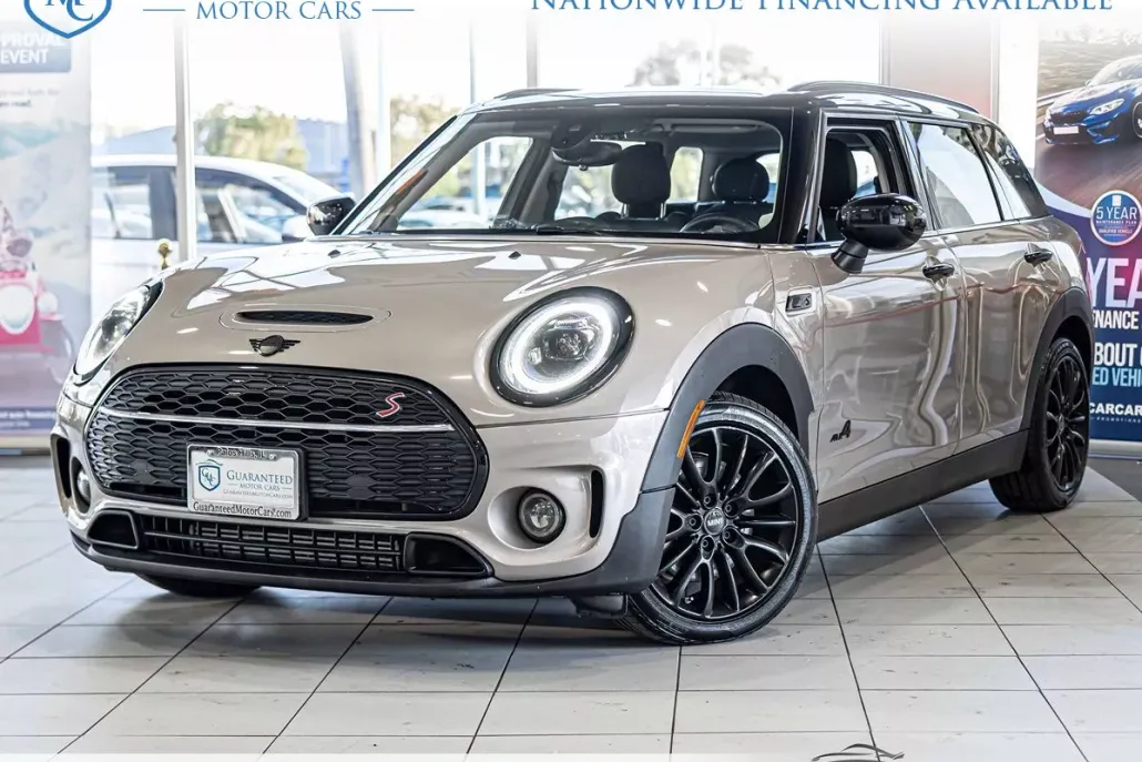 2023 Mini Cooper Base S photo 1