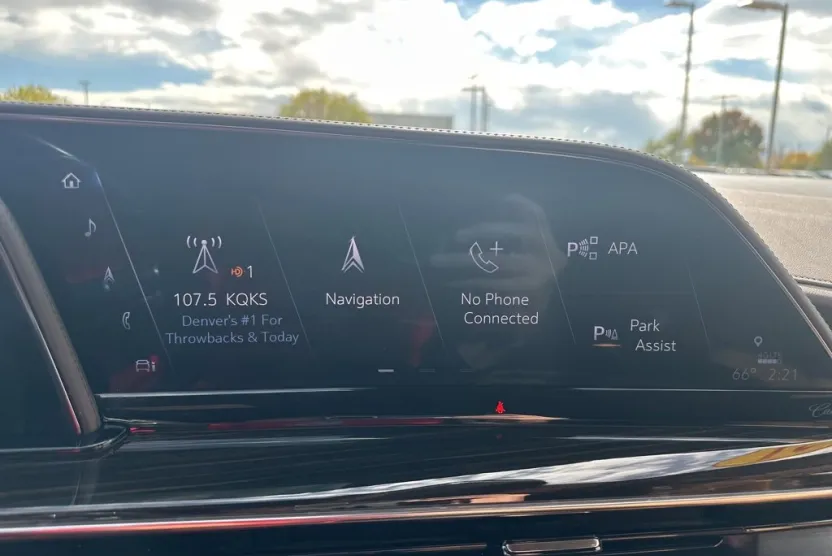 2021 Cadillac Escalade Sport photo 1
