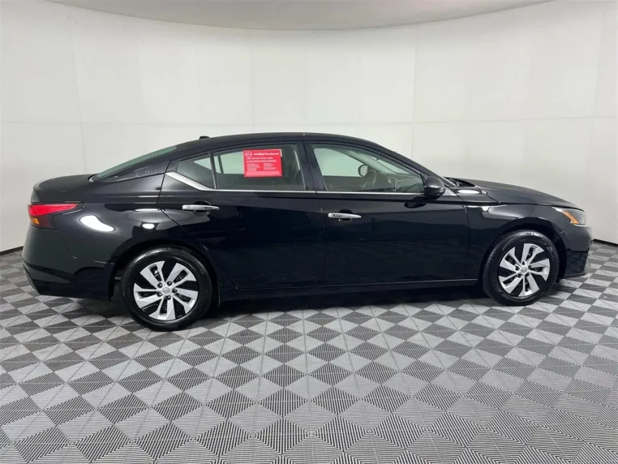 2025 Nissan Altima 2.5 S photo 1