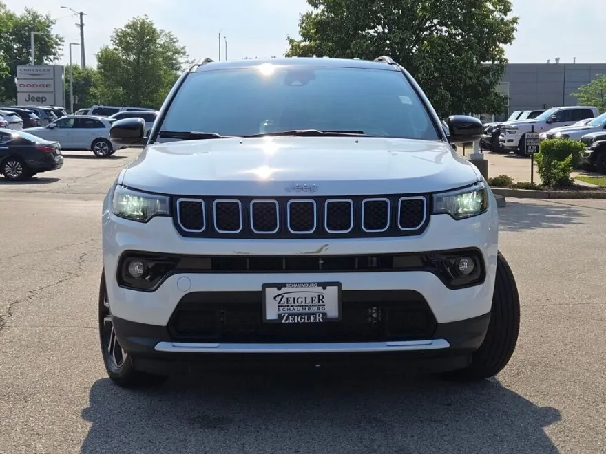 2023 Jeep Compass Limited photo 1
